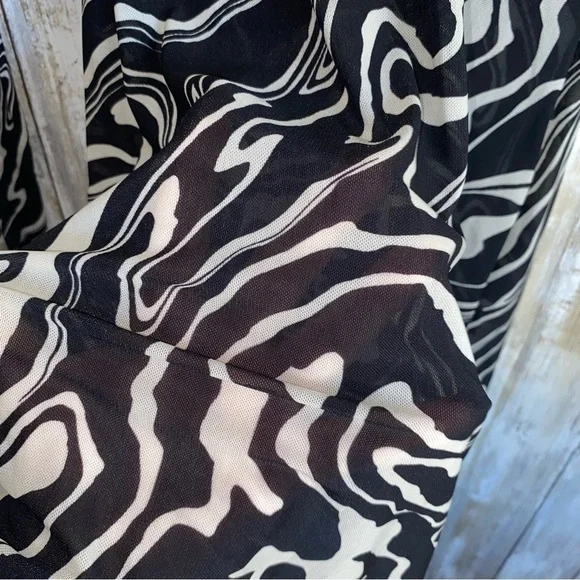 WeWoreWhat Black Marble Mesh Dress Ruched Bodycon Sheer Long Sleeve XS NWT - Picture 6 of 8